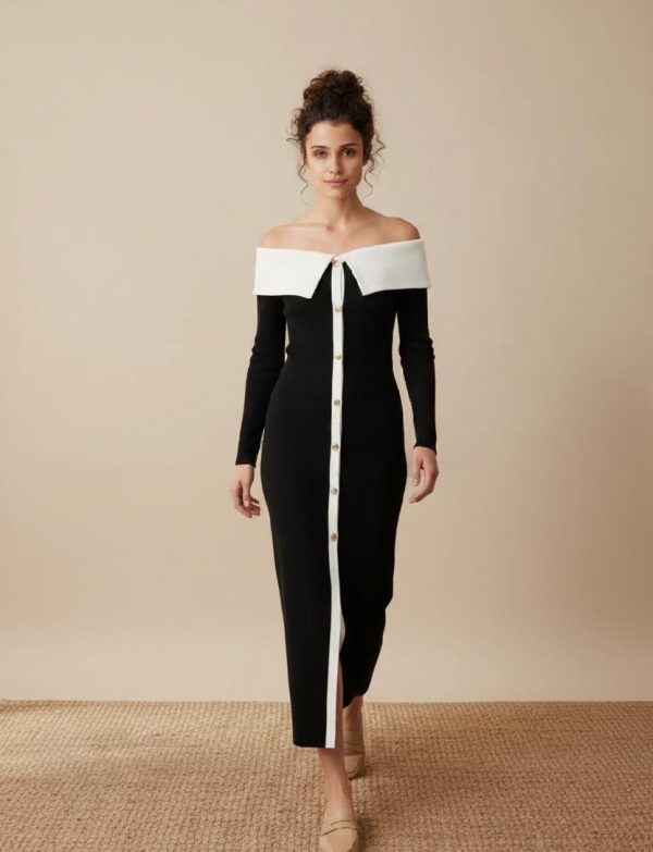 Robe maxi élégante pour femmes avec épaules dénudées, tricot côtelé, blocs…