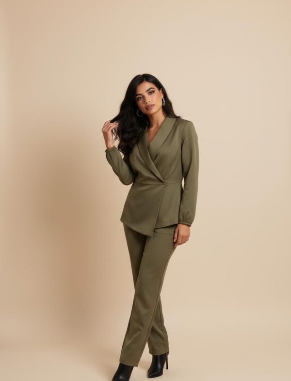 Costume femme élégant et décontracté pour le travail, les vacances…